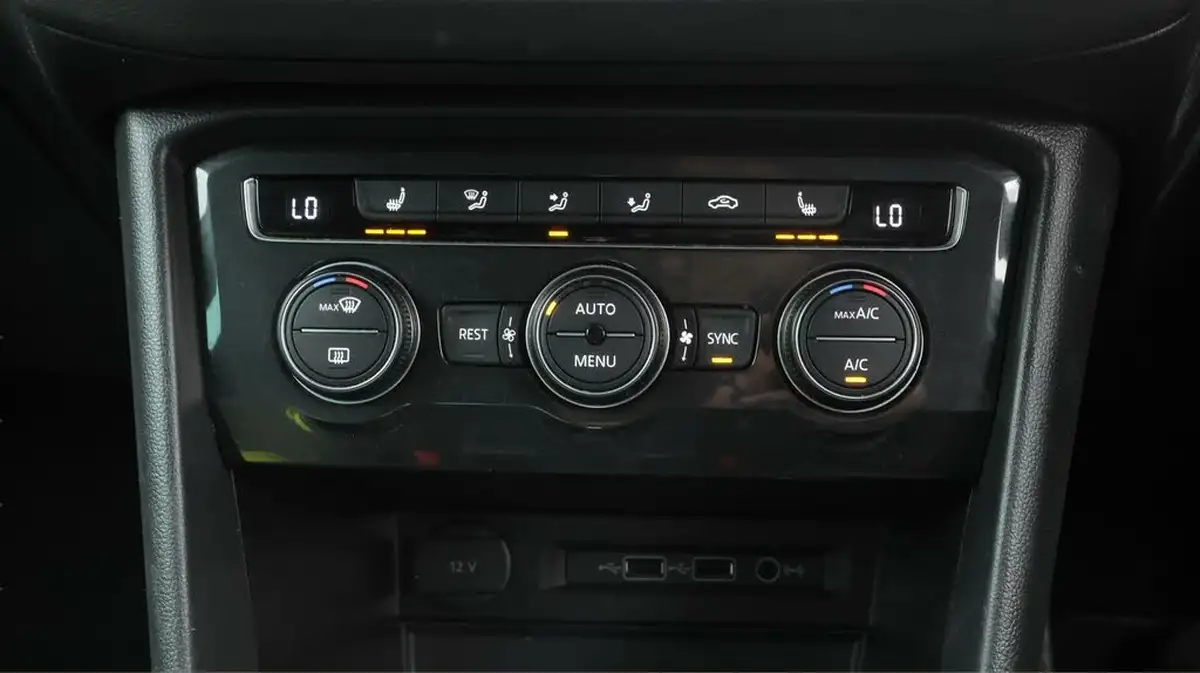 2020-volkswagen-tiguan-20-tsi-sel-190ps-big-12