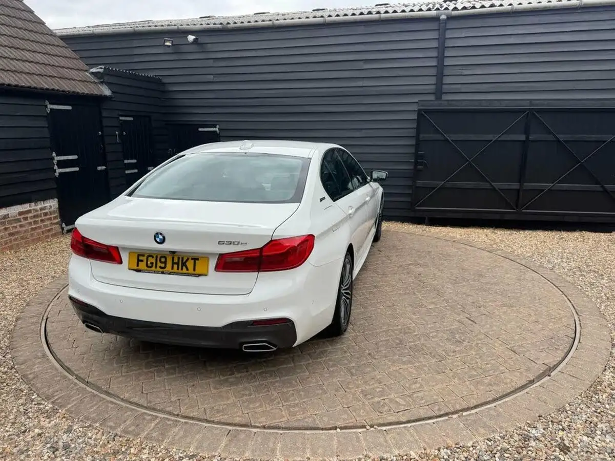 2019-bmw-5-series-20-530e-m-sport-auto-big-26