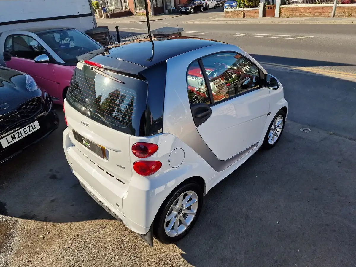 2014-smart-fortwo-10-passion-71bhp-coupe-big-6