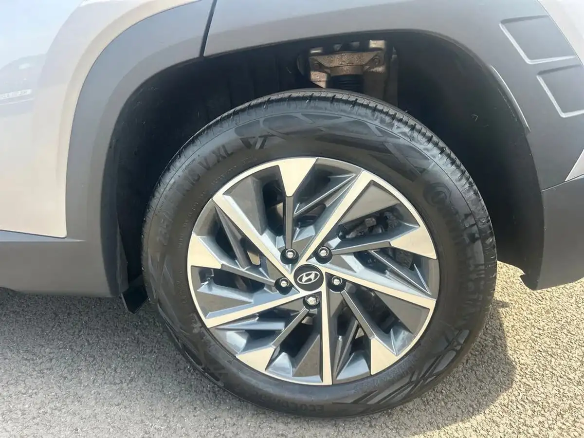 2023-hyundai-tucson-16-t-gdi-premium-150ps-48-volt-mhev-dct-big-13