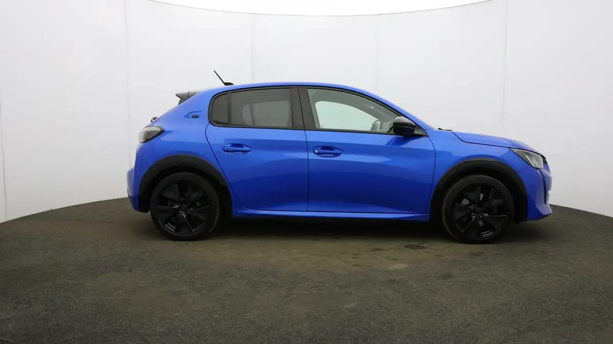 2021-peugeot-208-e-gt-premium-big-50