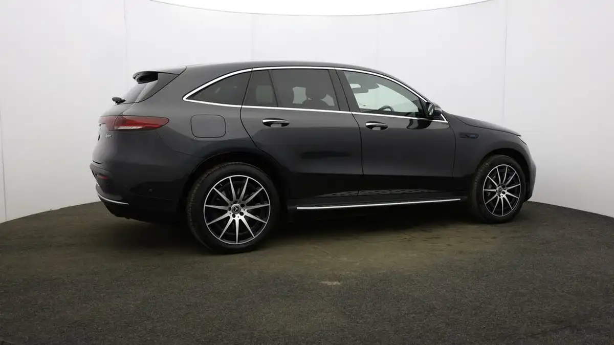 2020-mercedes-benz-eqc-e-eqc-400-amg-line-big-47