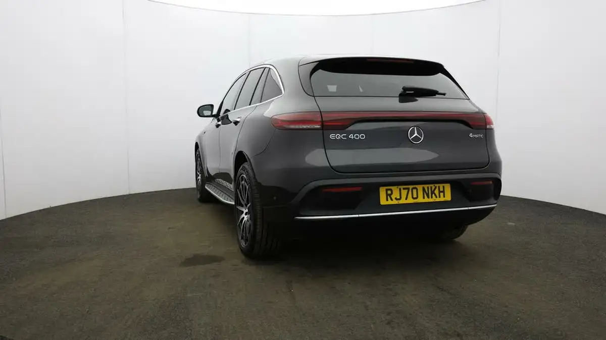 2020-mercedes-benz-eqc-e-eqc-400-amg-line-big-23