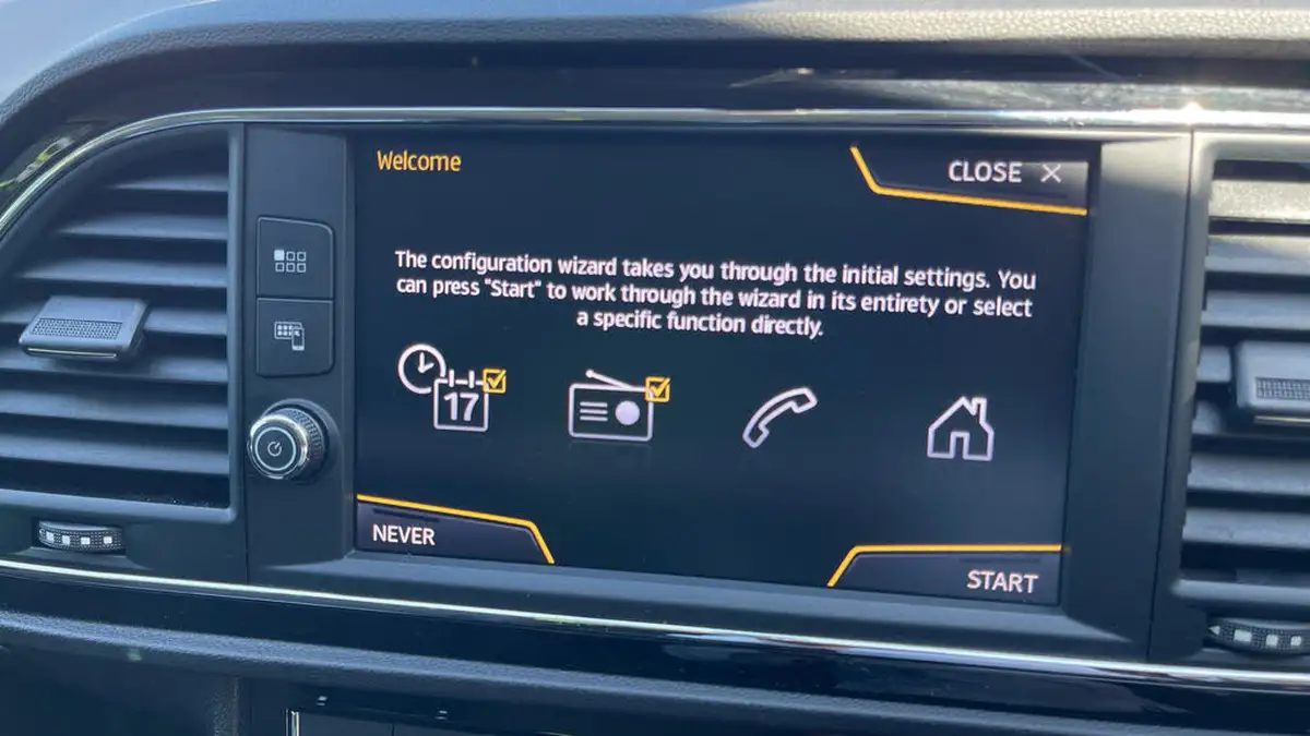 2018-seat-leon-14-ecotsi-fr-technology-estate-5d-dsg-big-20