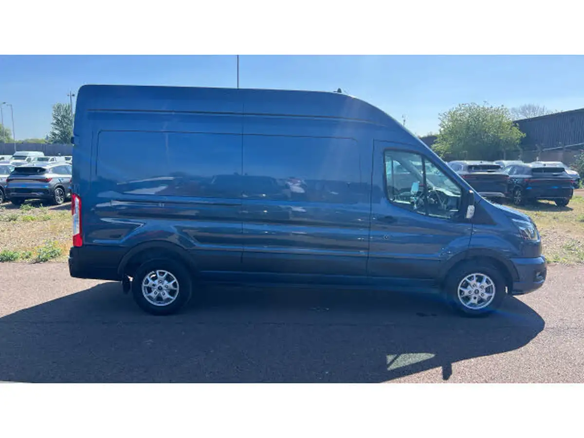 2022-ford-transit-big-8