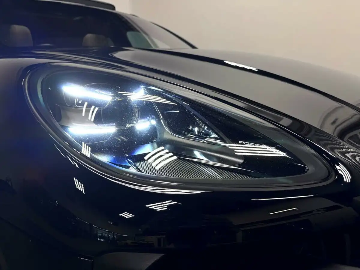2019-porsche-macan-20-big-13