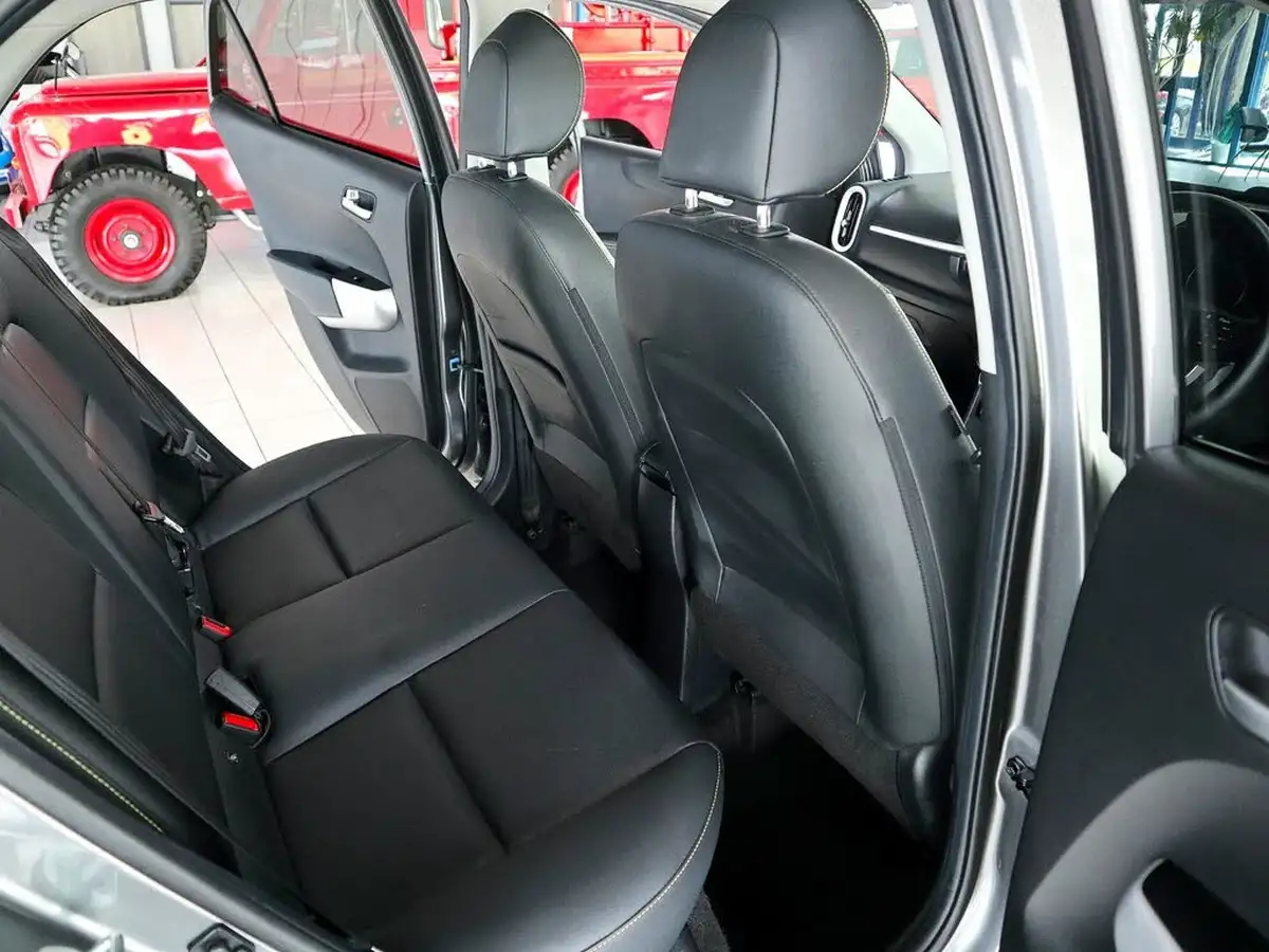 2023-kia-picanto-10-x-line-s-auto-seq-big-17
