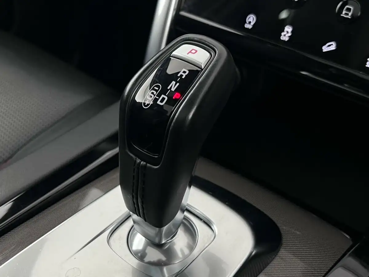 2020-land-rover-discovery-sport-20-d180-r-dynamic-hse-big-44