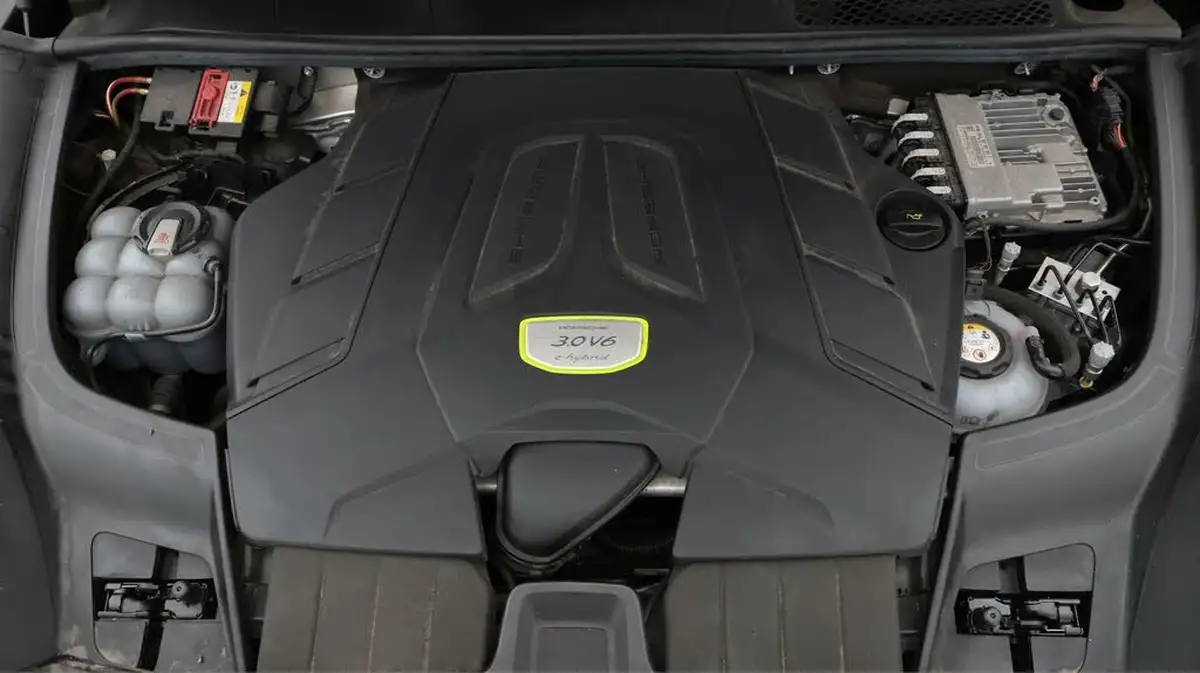 2020-porsche-cayenne-30-v6-e-hybrid-462ps-station-wagon-big-19