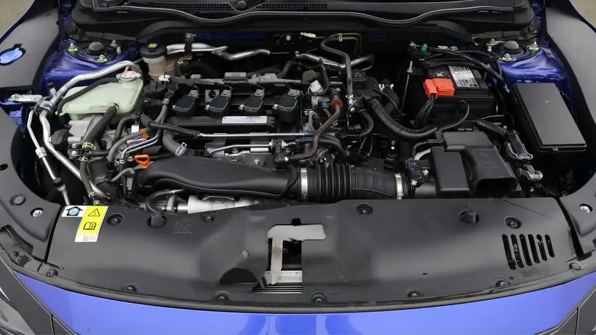 2021-honda-civic-15-vtec-turbo-sport-ss-cvt-big-18