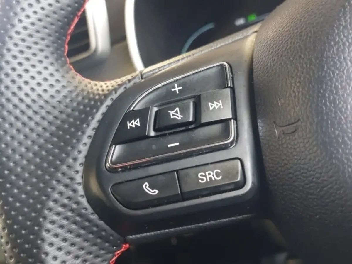 2024-mg-zs-suv-15-vti-tech-exclusive-big-16