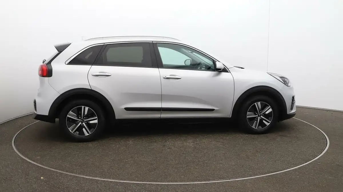 2021-kia-niro-16-gdi-2-big-50
