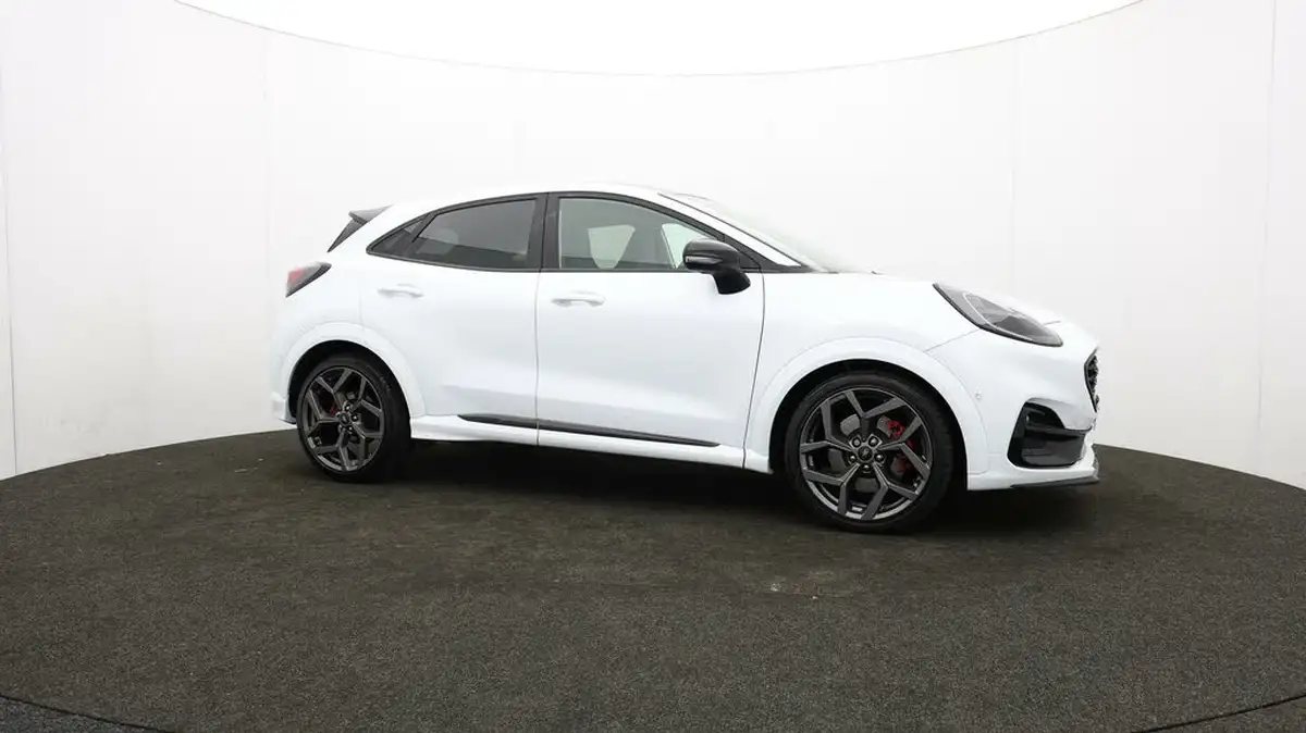 2022-ford-puma-suv-15-st-big-44