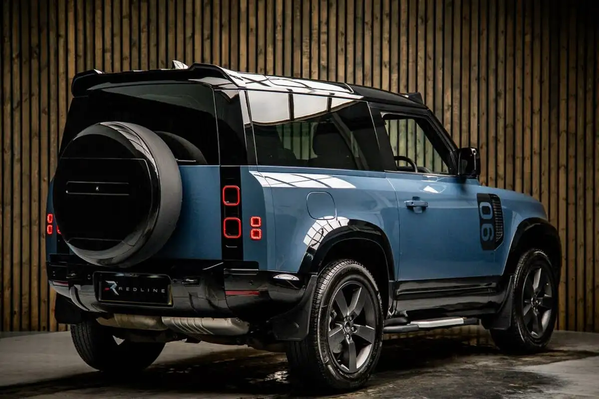 2023-land-rover-90-defender-30-d250-x-dynamic-hse-big-3