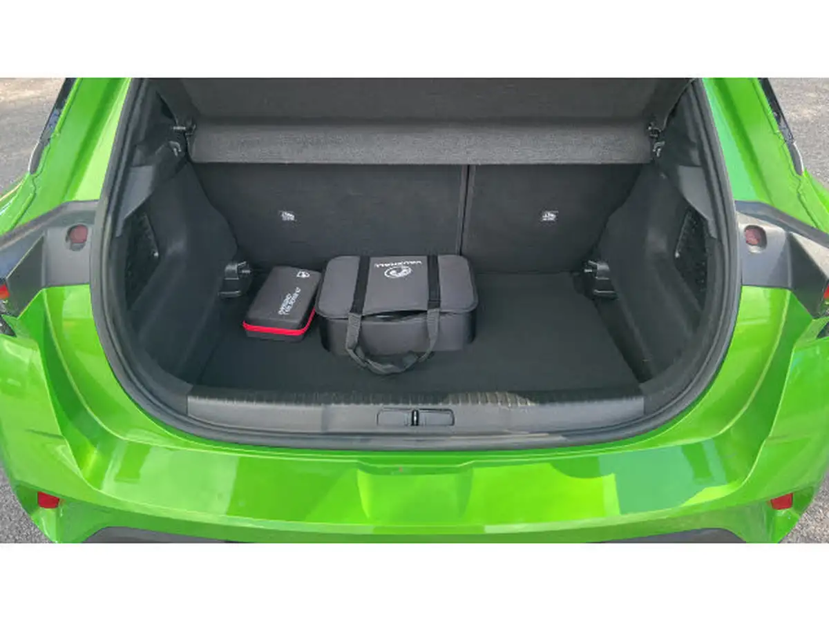 2022-vauxhall-mokka-e-ultimate-big-3