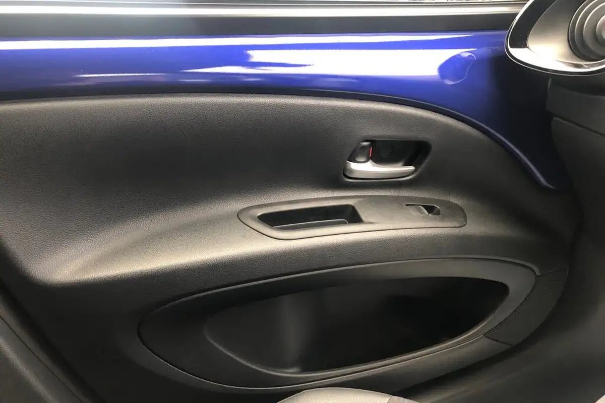 2023-toyota-aygo-x-10-vvt-i-exclusive-cvt-big-10