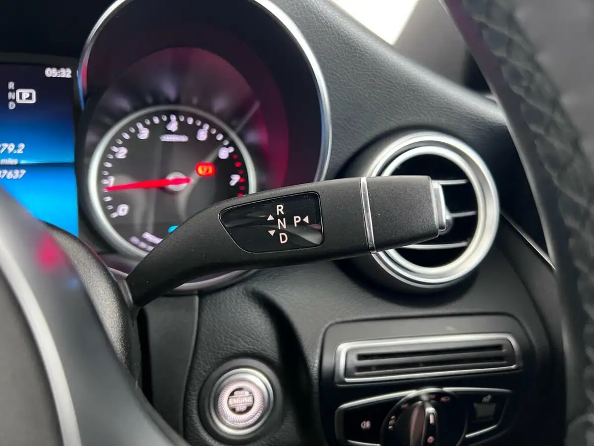 2018-mercedes-benz-c-class-15-c200-amg-line-ss-estate-5d-big-33