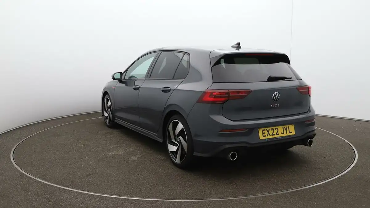 2022-volkswagen-golf-20-tsi-gti-dsg-big-55