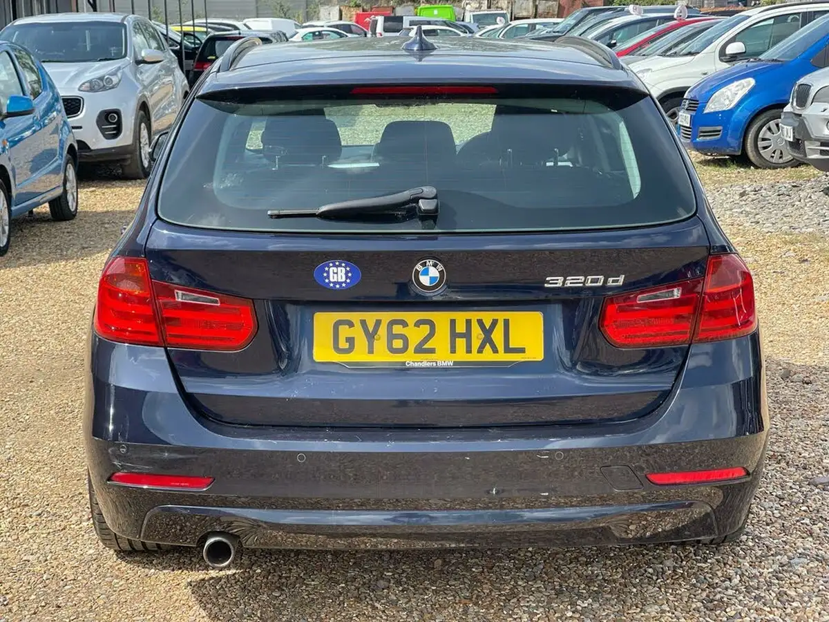 2012-bmw-3-series-20td-320d-se-184bhp-ss-touring-5d-big-12