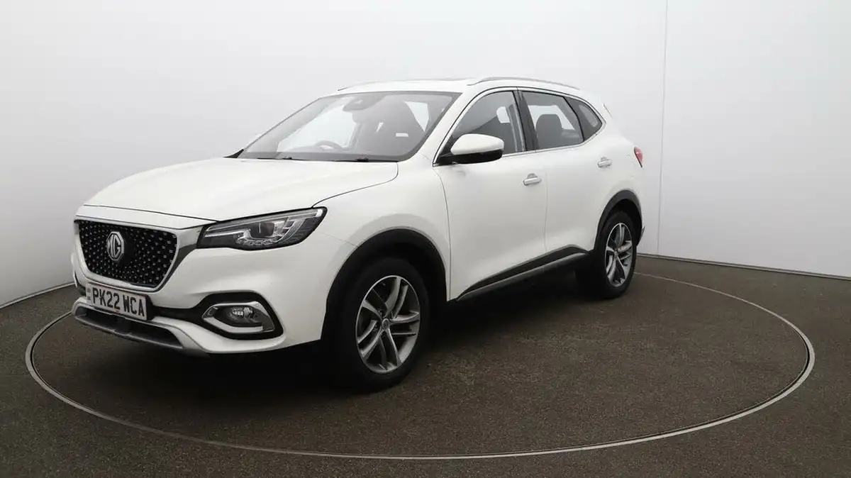 2022-mg-hs-15t-gdi-exclusive-162ps-dct-big-68