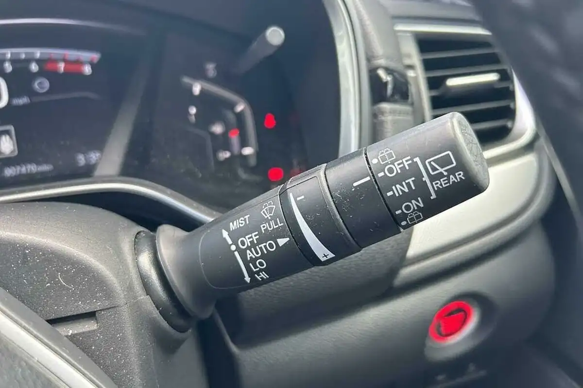 2019-honda-cr-v-15-vtec-turbo-sr-193ps-cvt-big-30