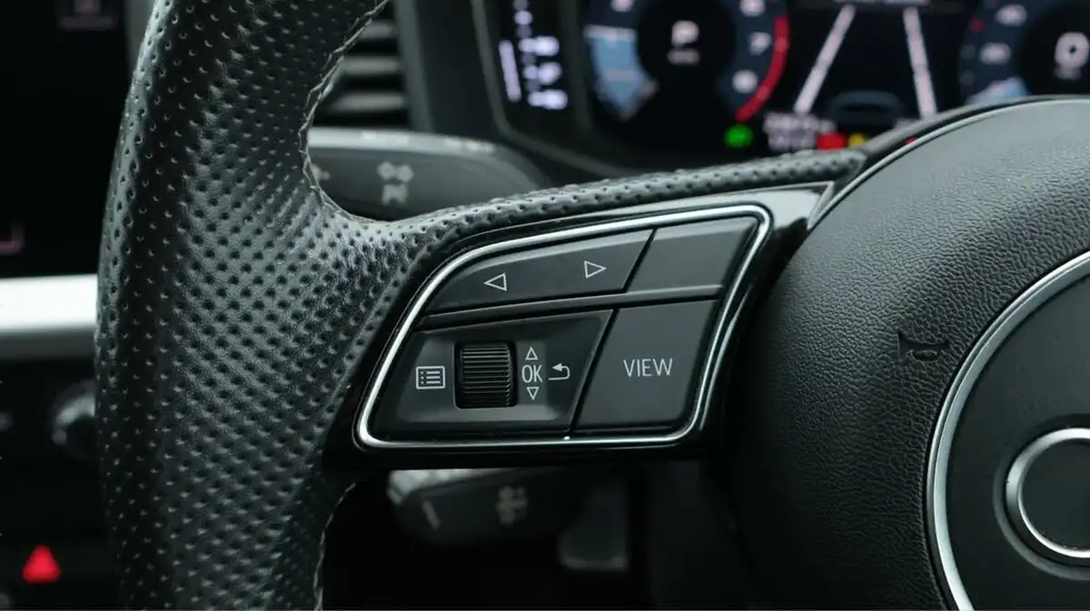 2021-audi-a1-10-30-tfsi-s-line-110ps-tronic-big-24