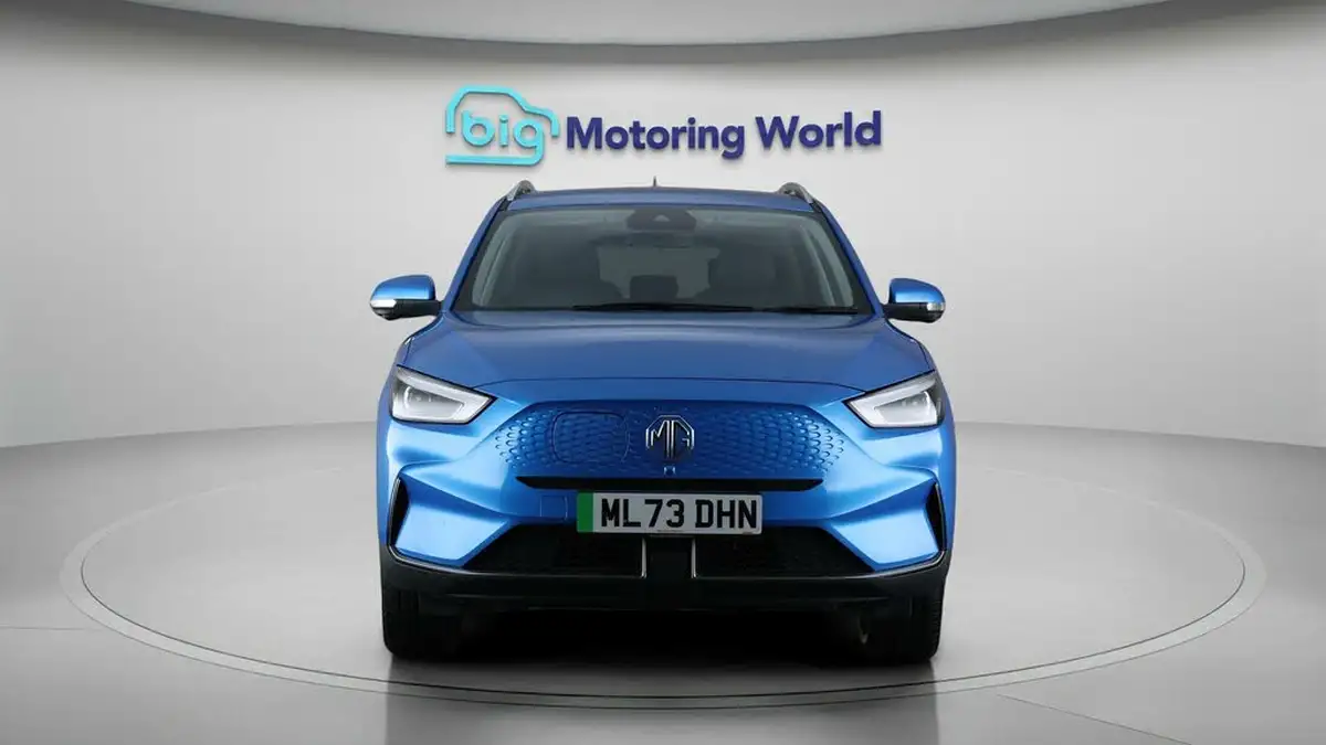 2023-mg-zs-suv-e-trophy-connect-ev-176ps-big-2