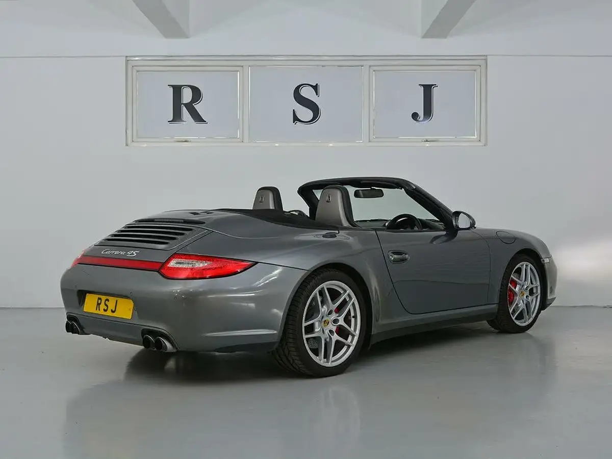 2010-porsche-911-38-carrera-4-s-cabriolet-pdk-big-2