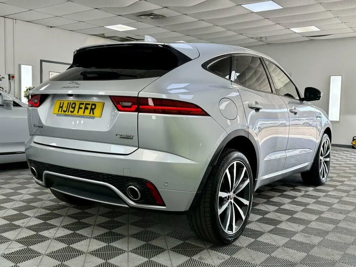 2019-jaguar-e-pace-20-i4-r-dynamic-hse-249ps-big-9