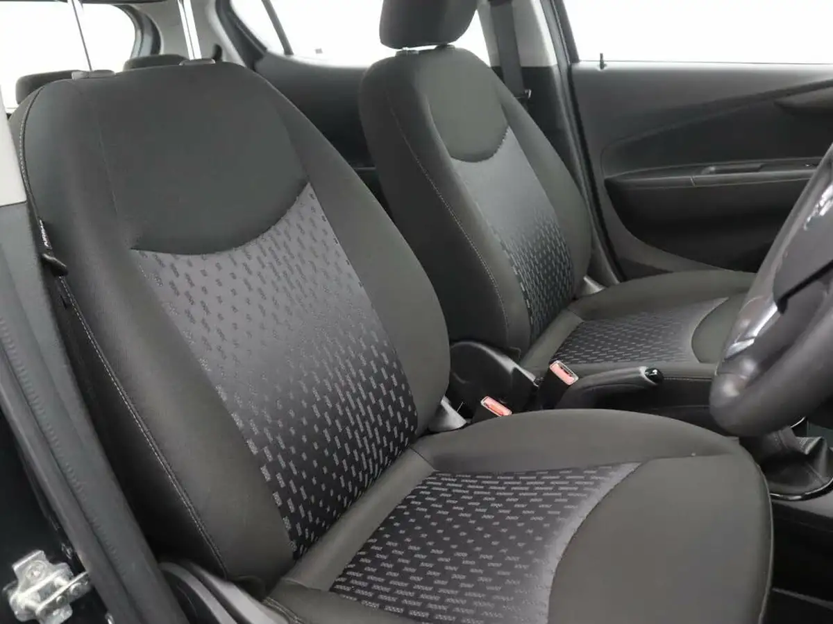 2019-vauxhall-viva-10i-se-ac-big-10