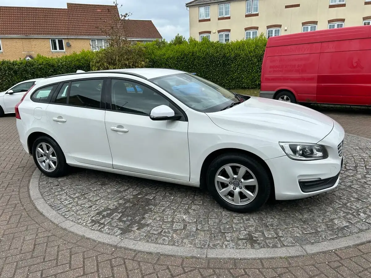 2014-volvo-v60-16td-d2-business-edition-powershift-big-53