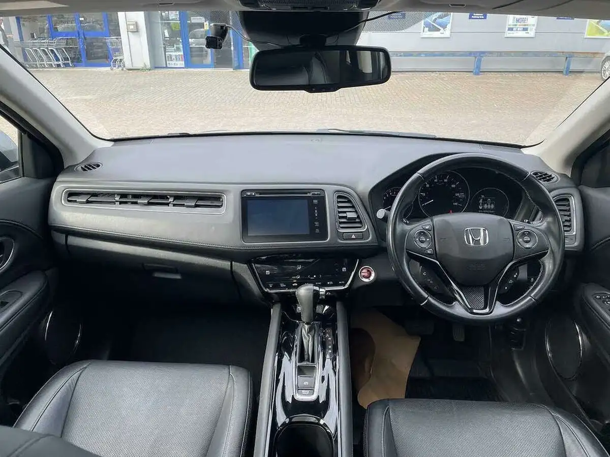 2019-honda-hr-v-15-i-vtec-ex-cvt-big-3