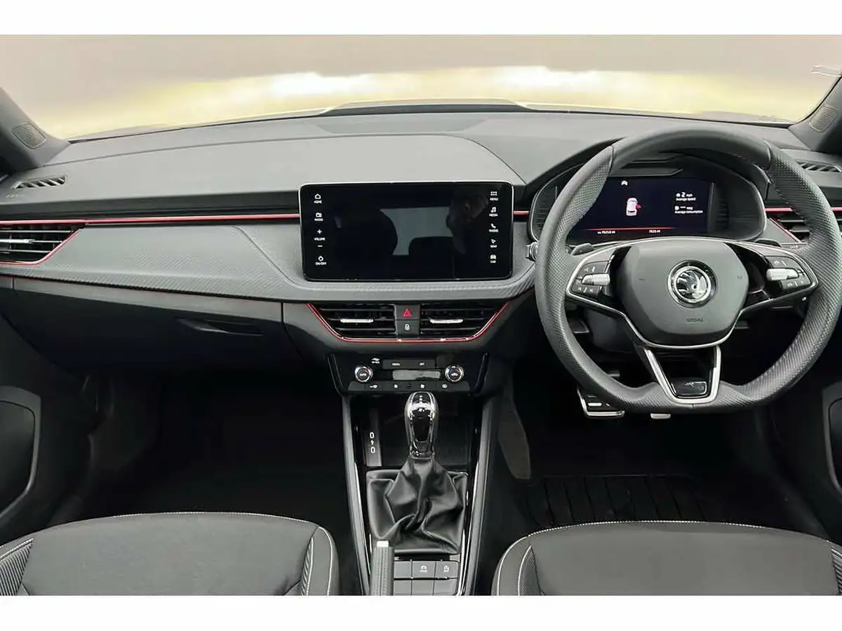 2024-skoda-kamiq-10-tsi-monte-carlo-116ps-dsg-big-8