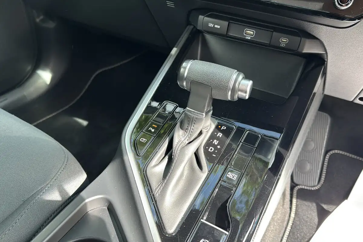 2023-kia-niro-16-gdi-139bhp-hev-132kwh-big-12