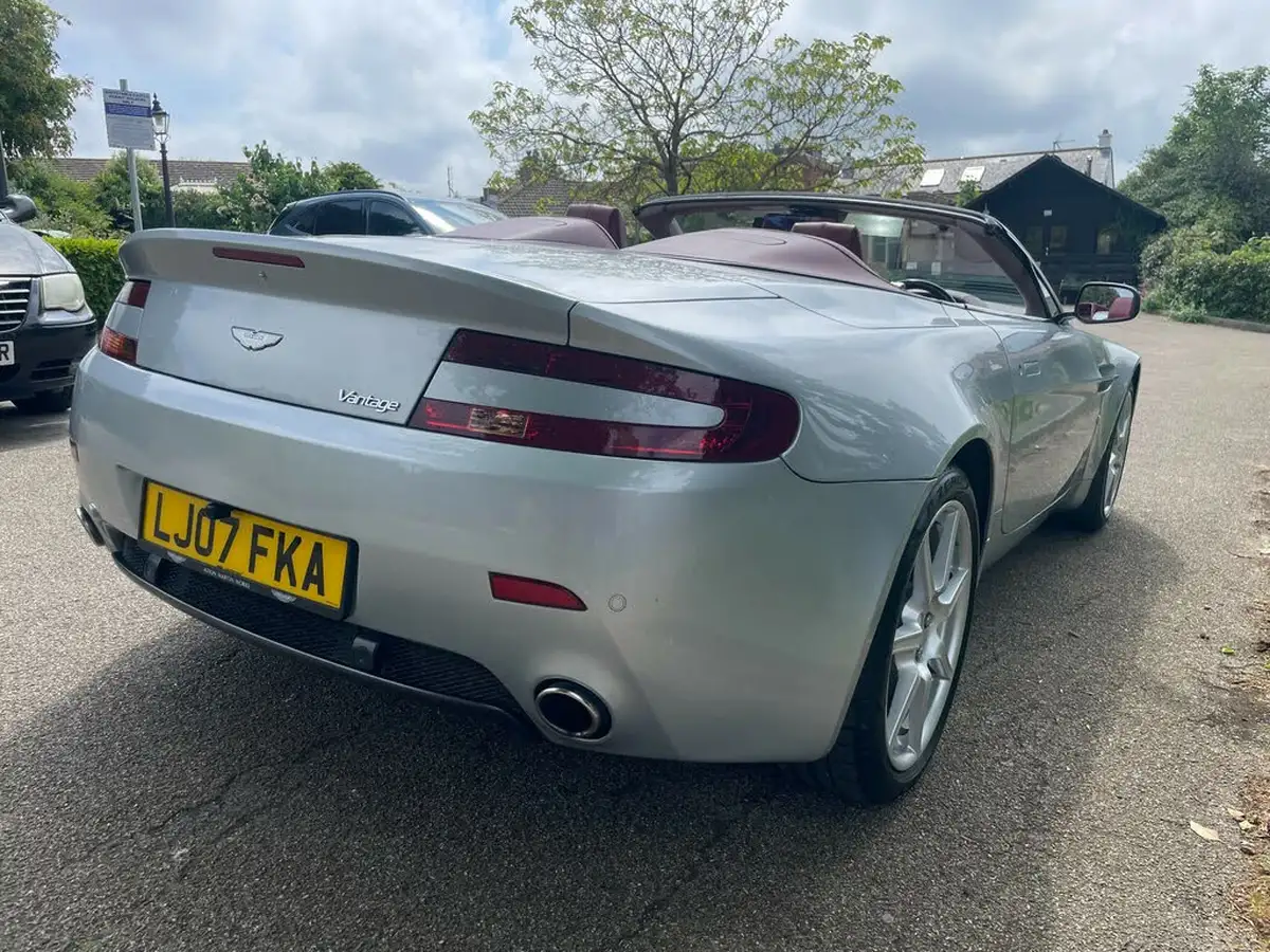 2007-aston-martin-vantage-43-convertible-sportshift-big-5