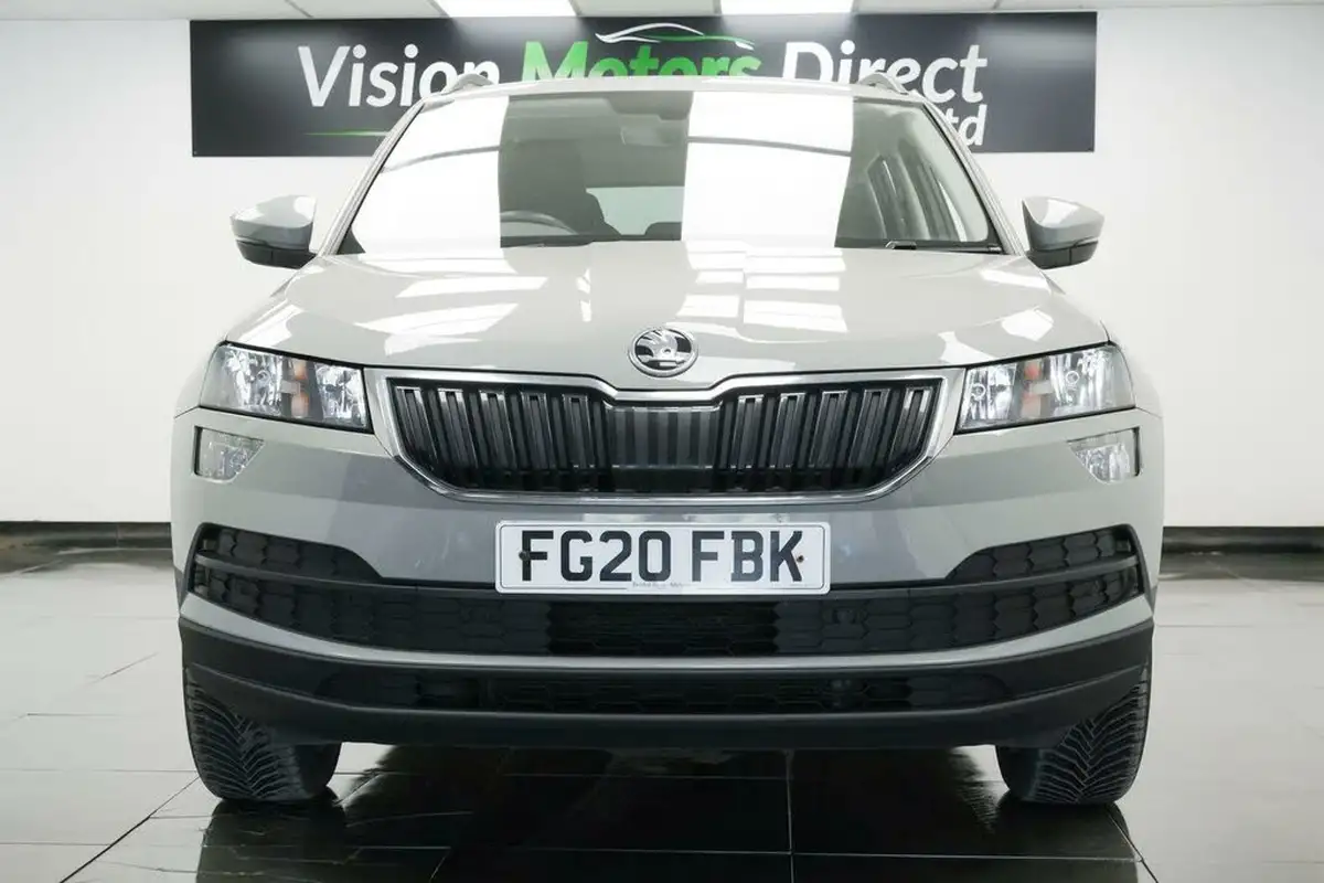 2020-skoda-karoq-10-tsi-se-technology-116ps-big-2