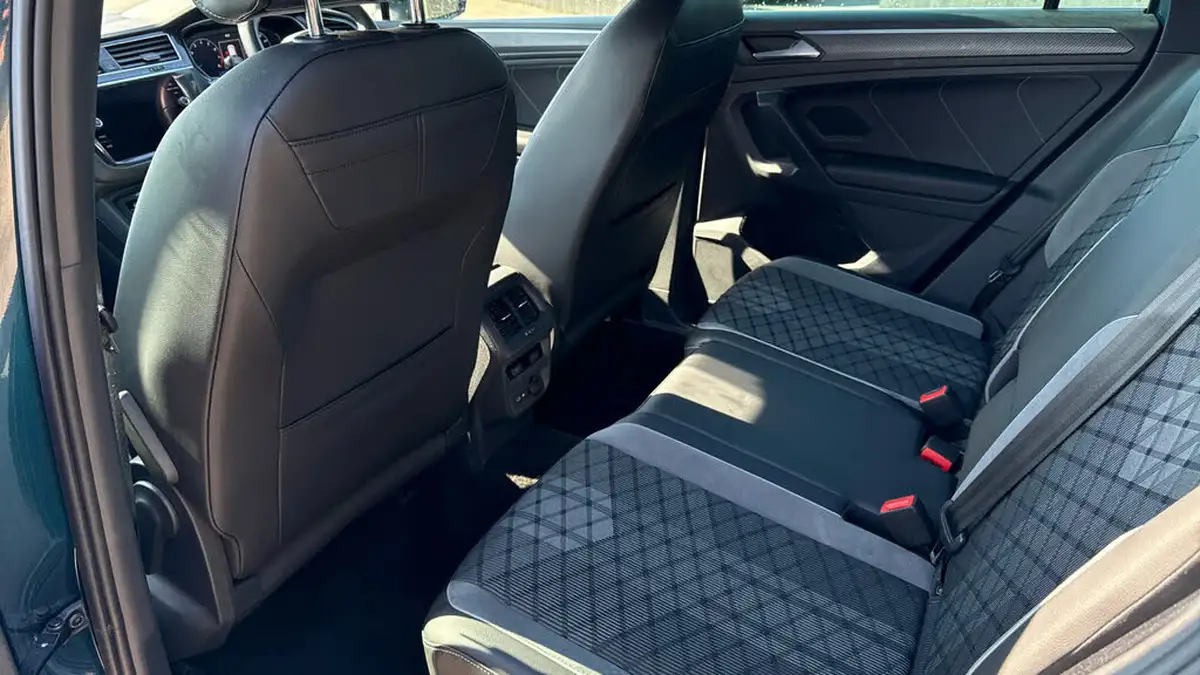 2021-volkswagen-tiguan-15-tsi-r-line-big-14