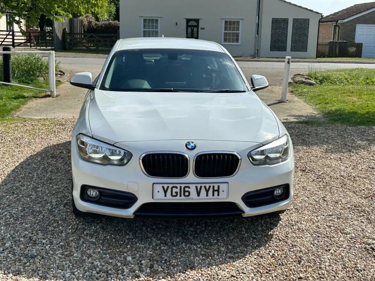 2016-bmw-1-series-15td-116d-sport-3d-big-6