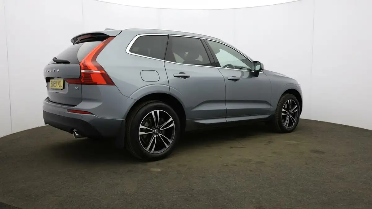 2019-volvo-xc60-20-t4-edition-big-58