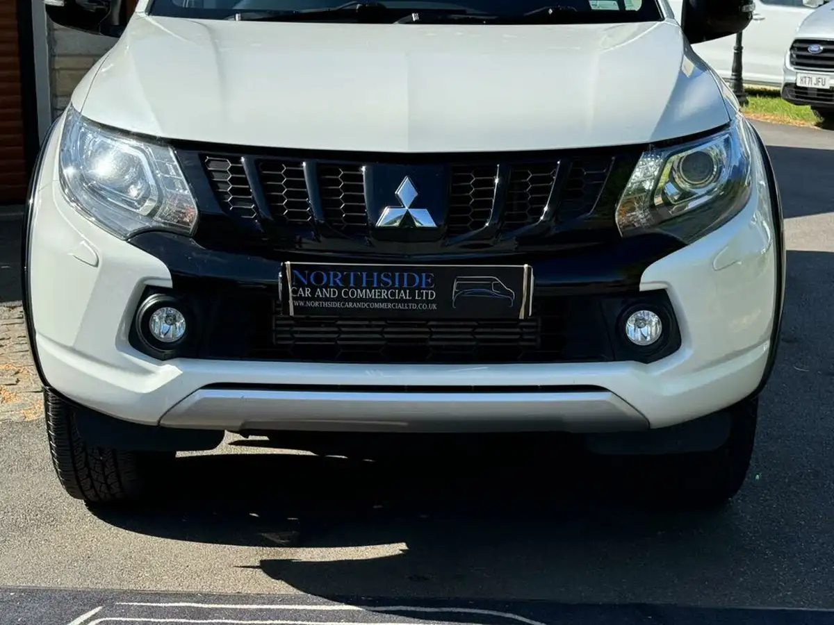 2019-mitsubishi-l200-24di-d-challenger-auto-big-9