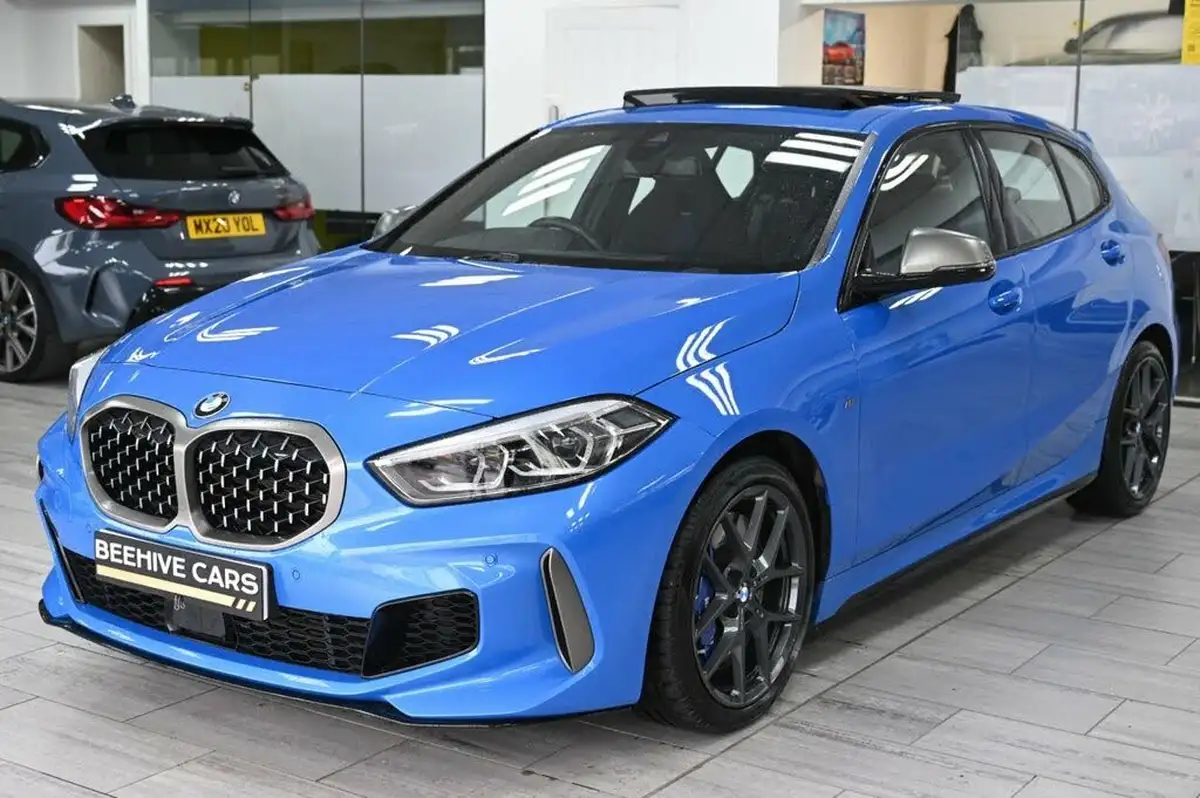 2022-bmw-1-series-20-m135i-xdrive-big-4