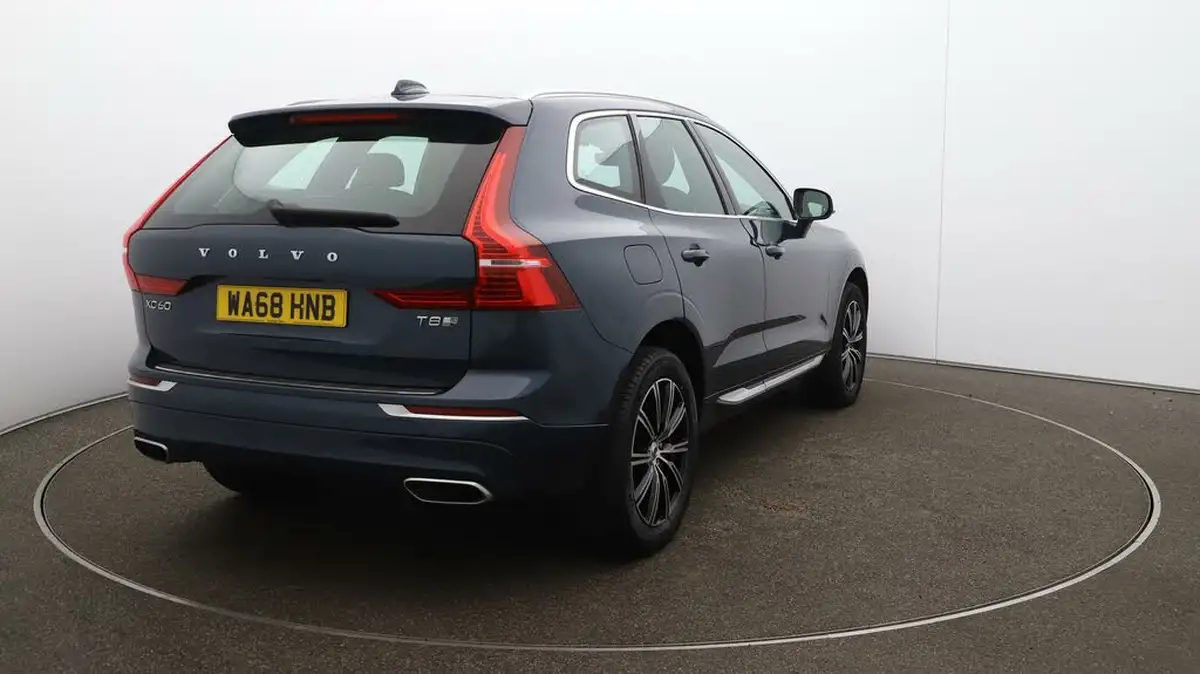 2018-volvo-xc60-20-t8-inscription-big-55