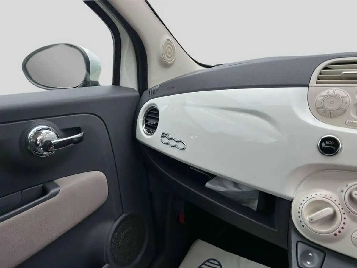 2016-fiat-500-big-39