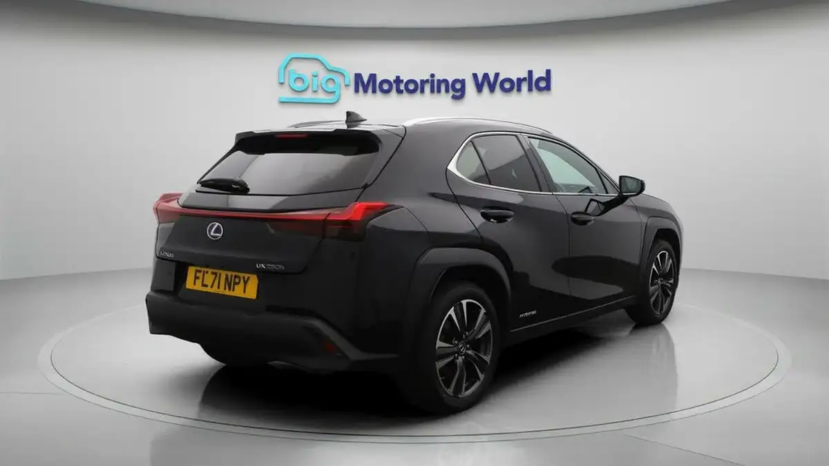 2022-lexus-ux-250h-20-ux-184bhp-without-navigation-big-7