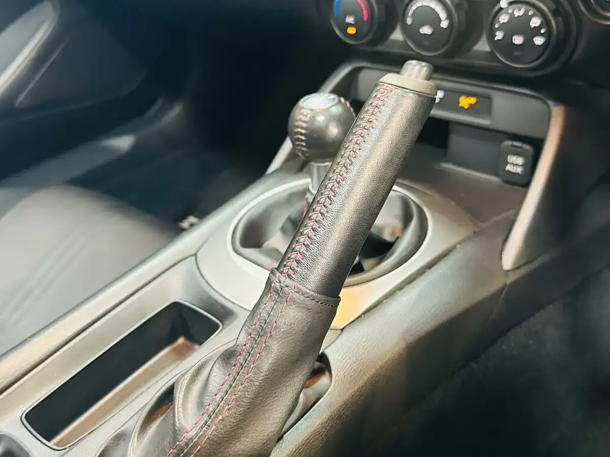 2019-mazda-mx-5-15-se-big-54