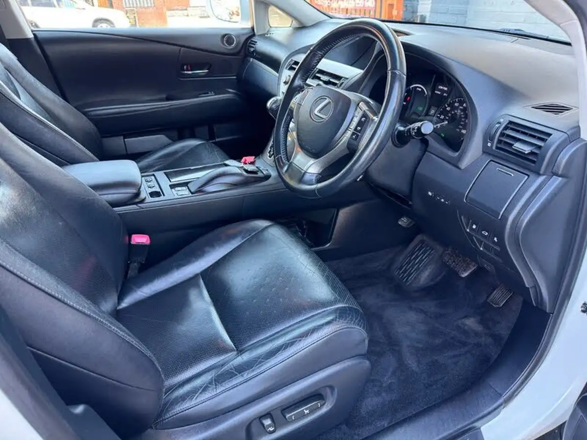 2013-lexus-rx-450h-35-luxury-big-11