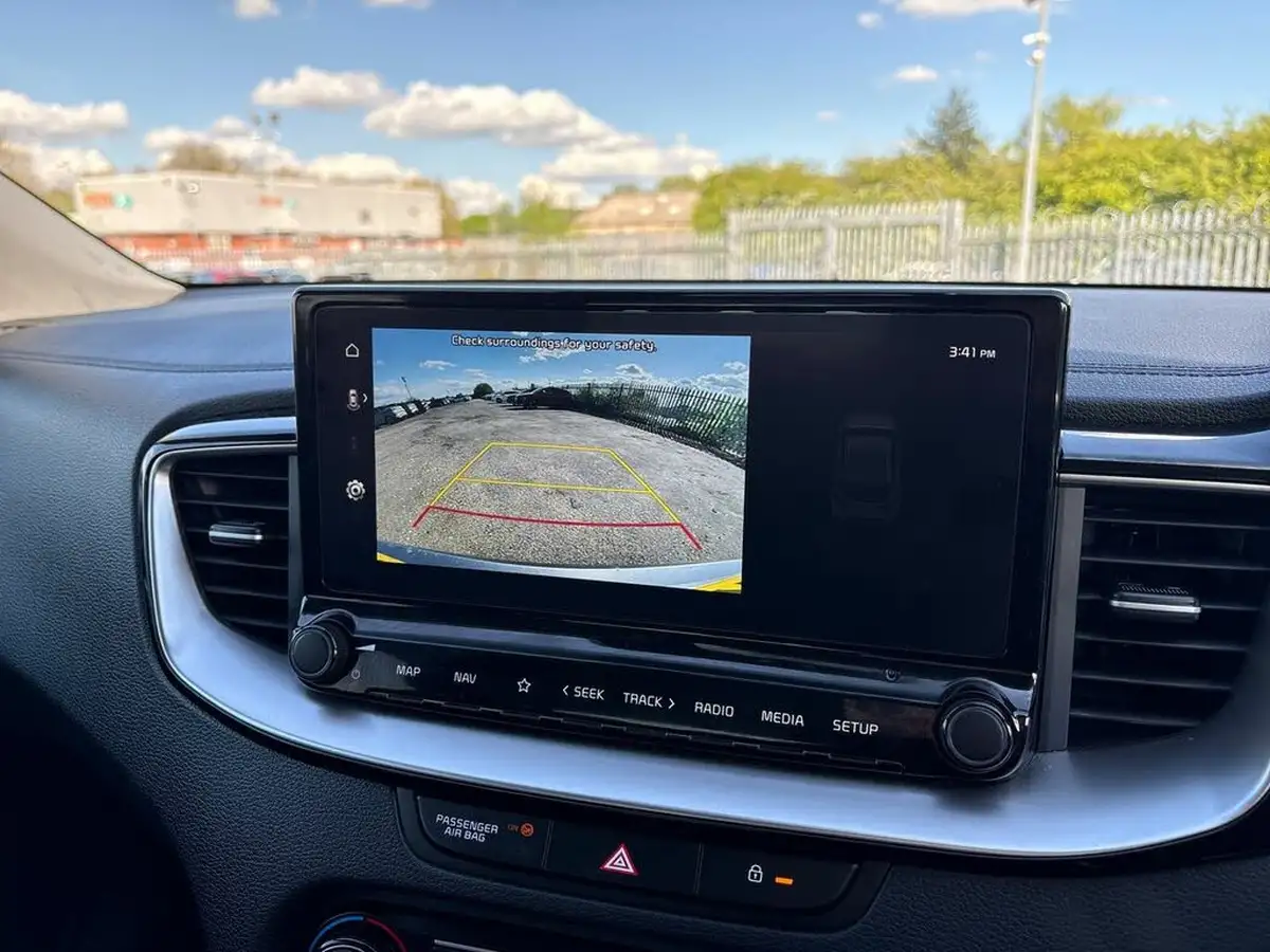 2024-kia-xceed-15-t-gdi-3-big-36