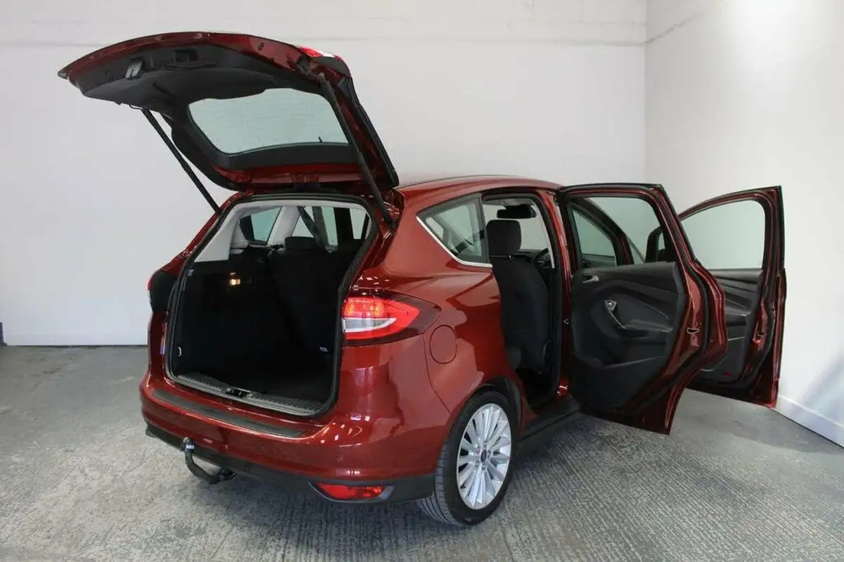 2017-ford-c-max-20tdci-titanium-big-19