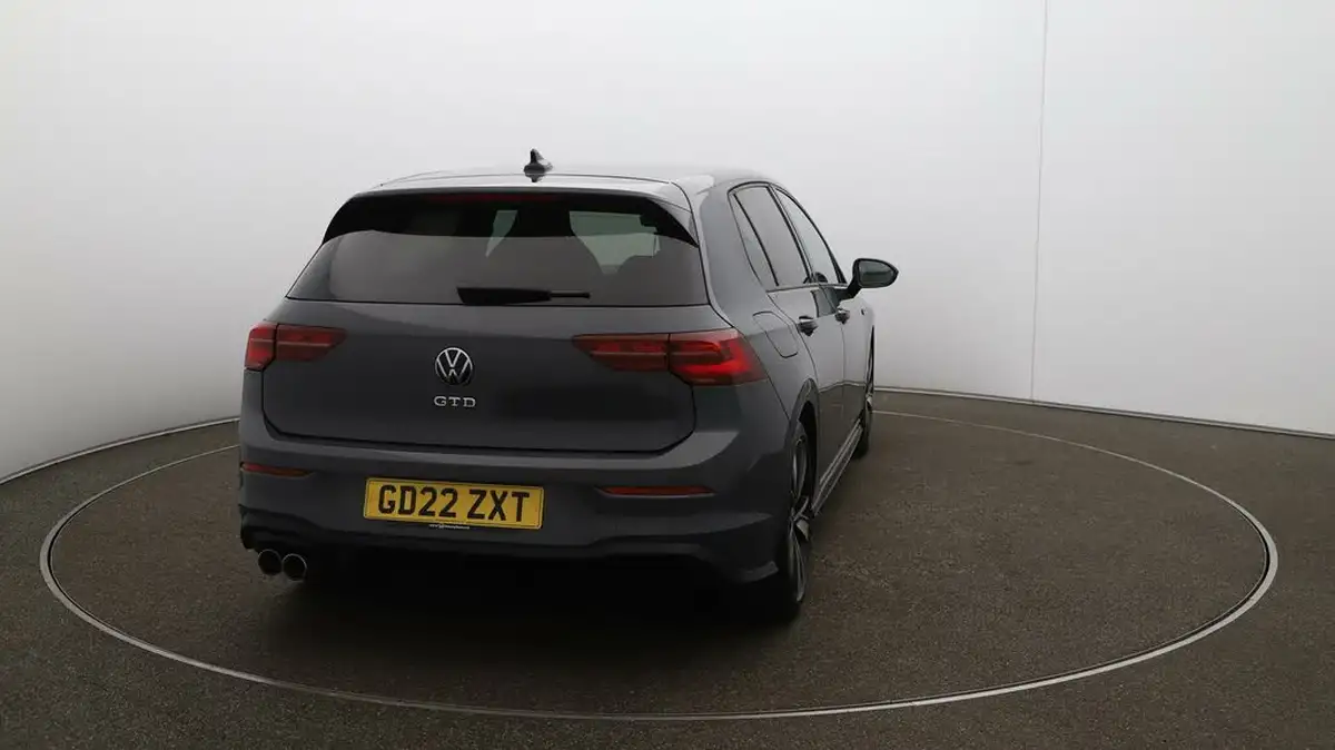 2022-volkswagen-golf-20tdi-gtd-big-57