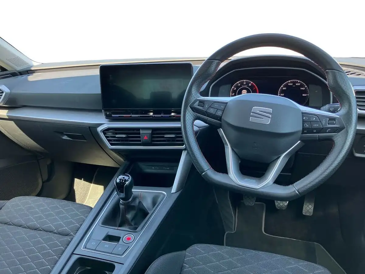 2021-seat-leon-10-tsi-evo-fr-hatchback-big-9